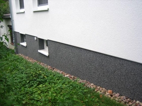 Foto einer Hausfassade mit WDVS